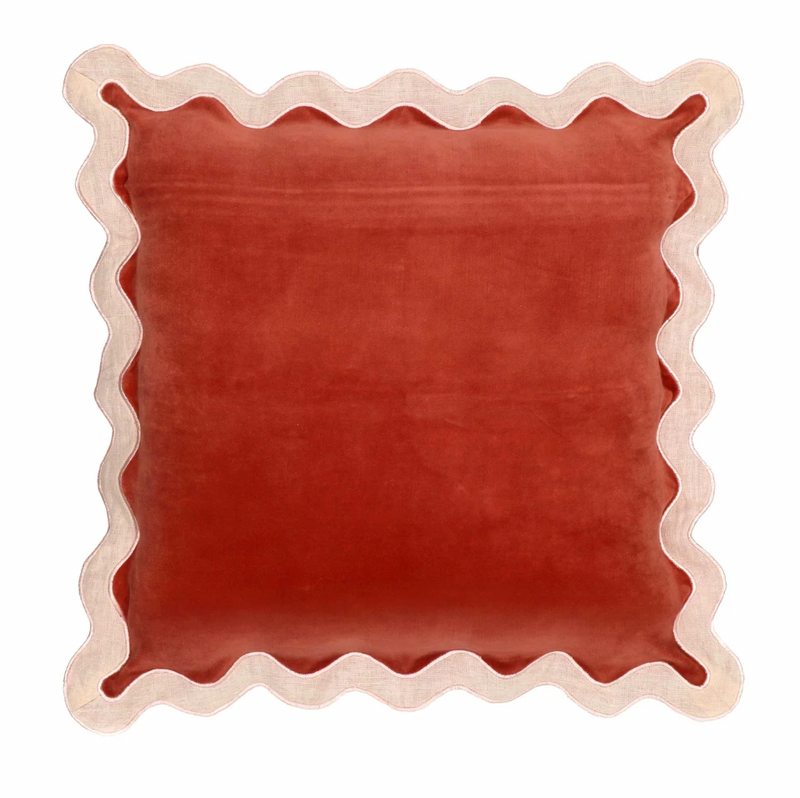 Cojín Scalloped Edge 24" Square Throw Pillow